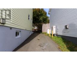 102 Topsail Road thumbnail 45