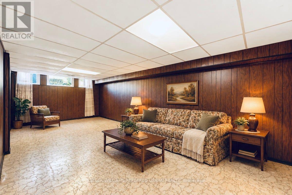 83 Santa Barbara Road, Toronto, ON photo 23