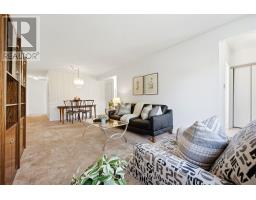 Dining room - 83 Santa Barbara Road, Toronto, ON M2N2C3 Photo 6