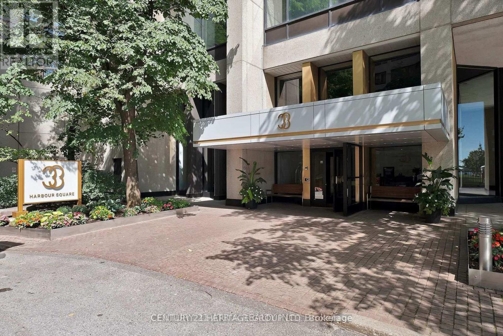 1822 - 33 HARBOUR SQUARE, Toronto (Waterfront Communities) — photo 4
