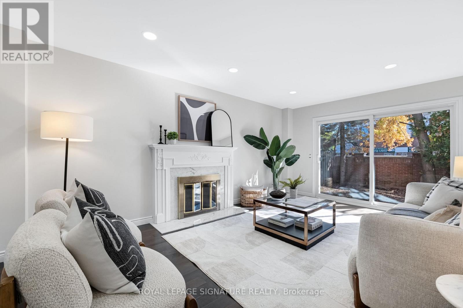 5 Patrick Boulevard, Toronto, ON photo 11