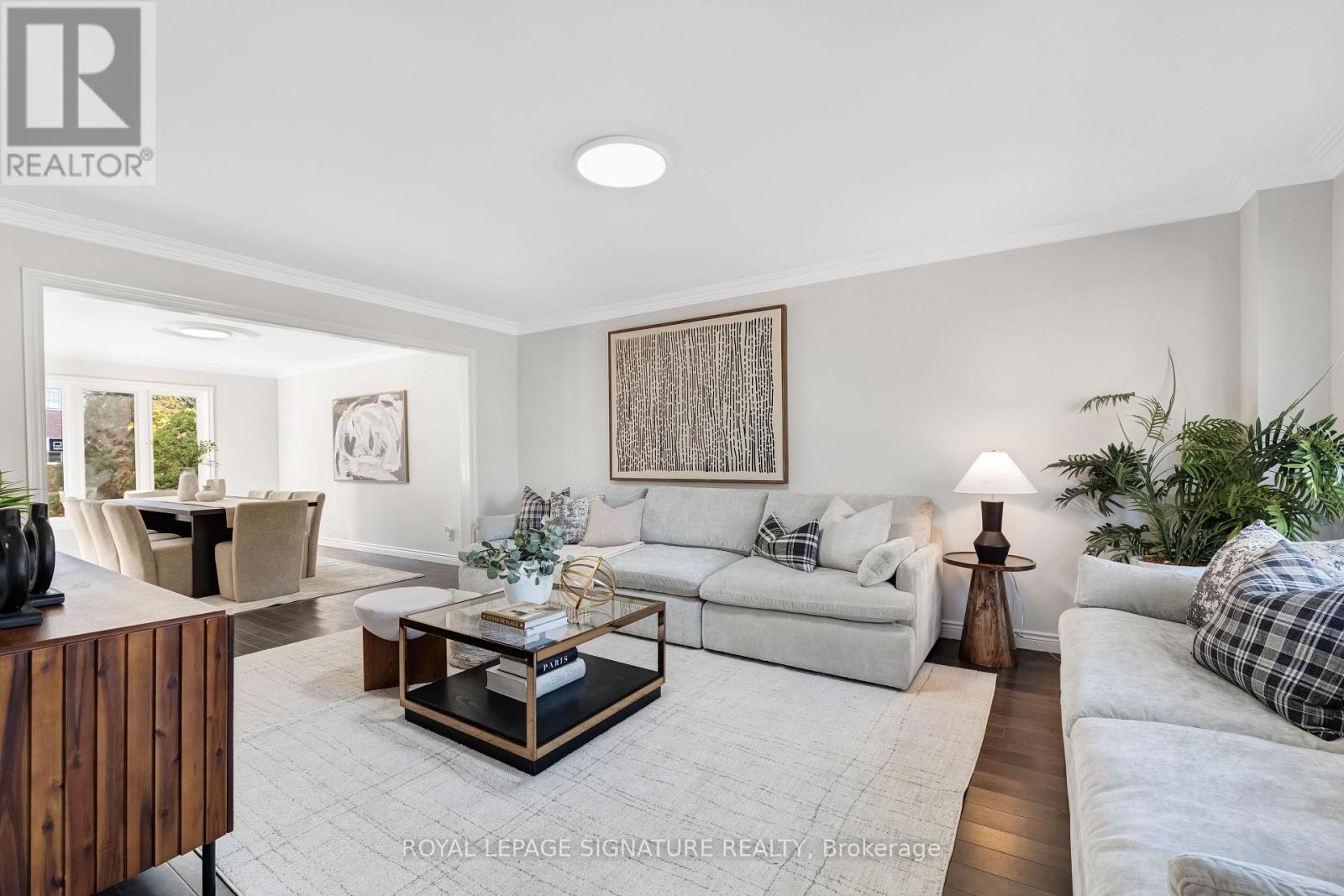 5 Patrick Boulevard, Toronto, ON photo 3