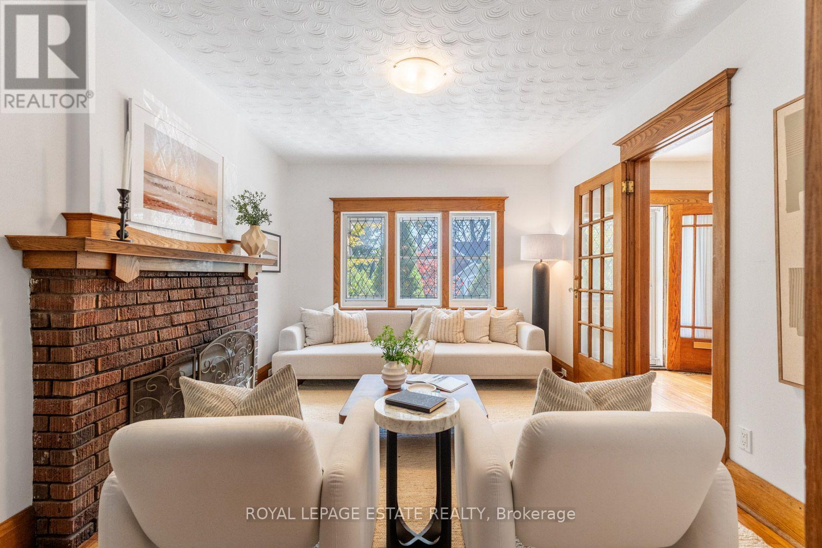 34 Bracken Avenue, Toronto, ON photo 12