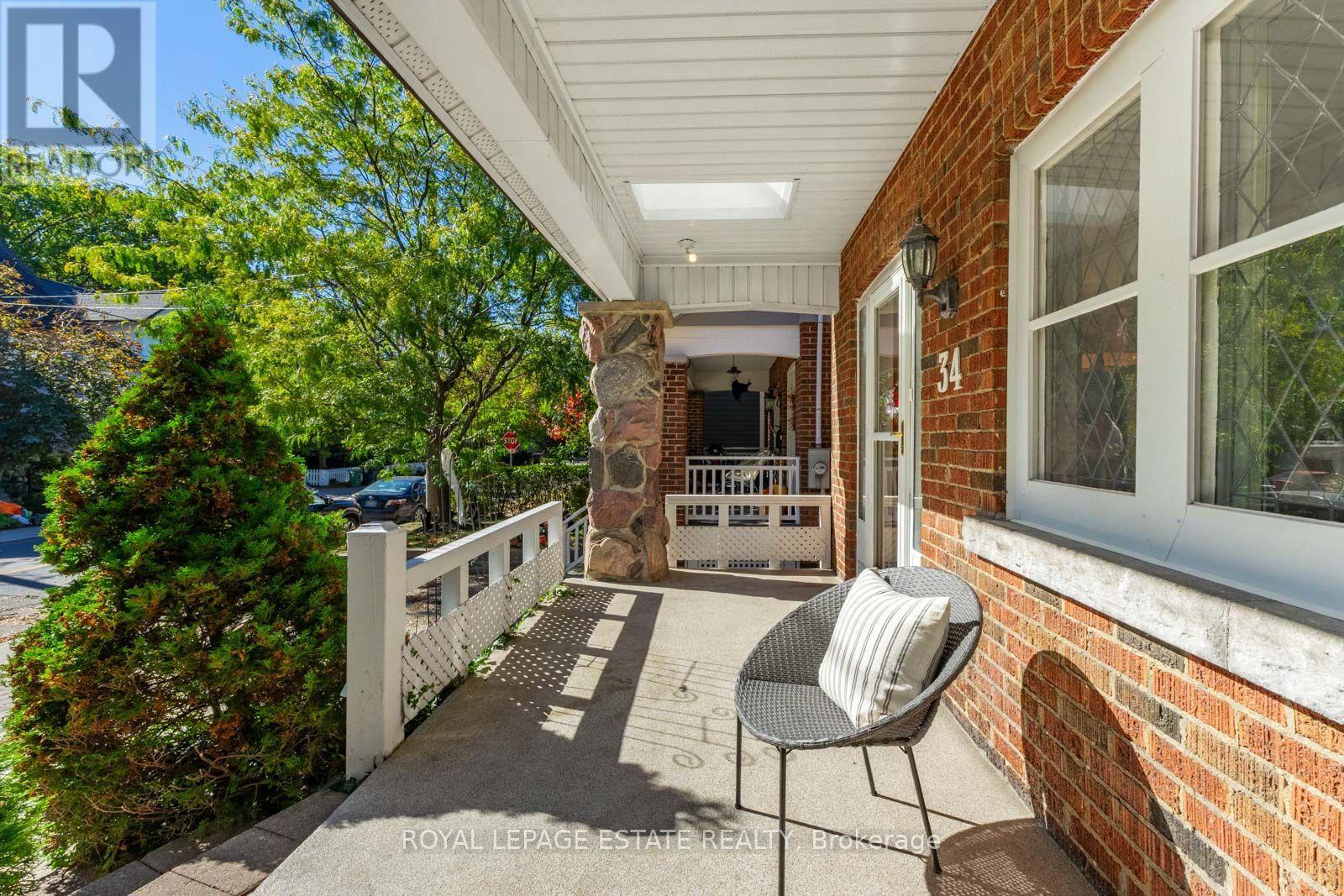 34 Bracken Avenue, Toronto, ON photo 3