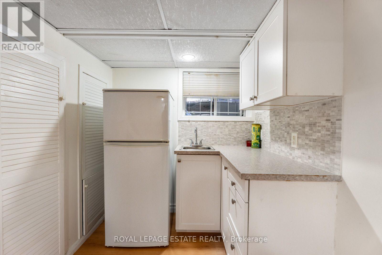 34 Bracken Avenue, Toronto, ON photo 39