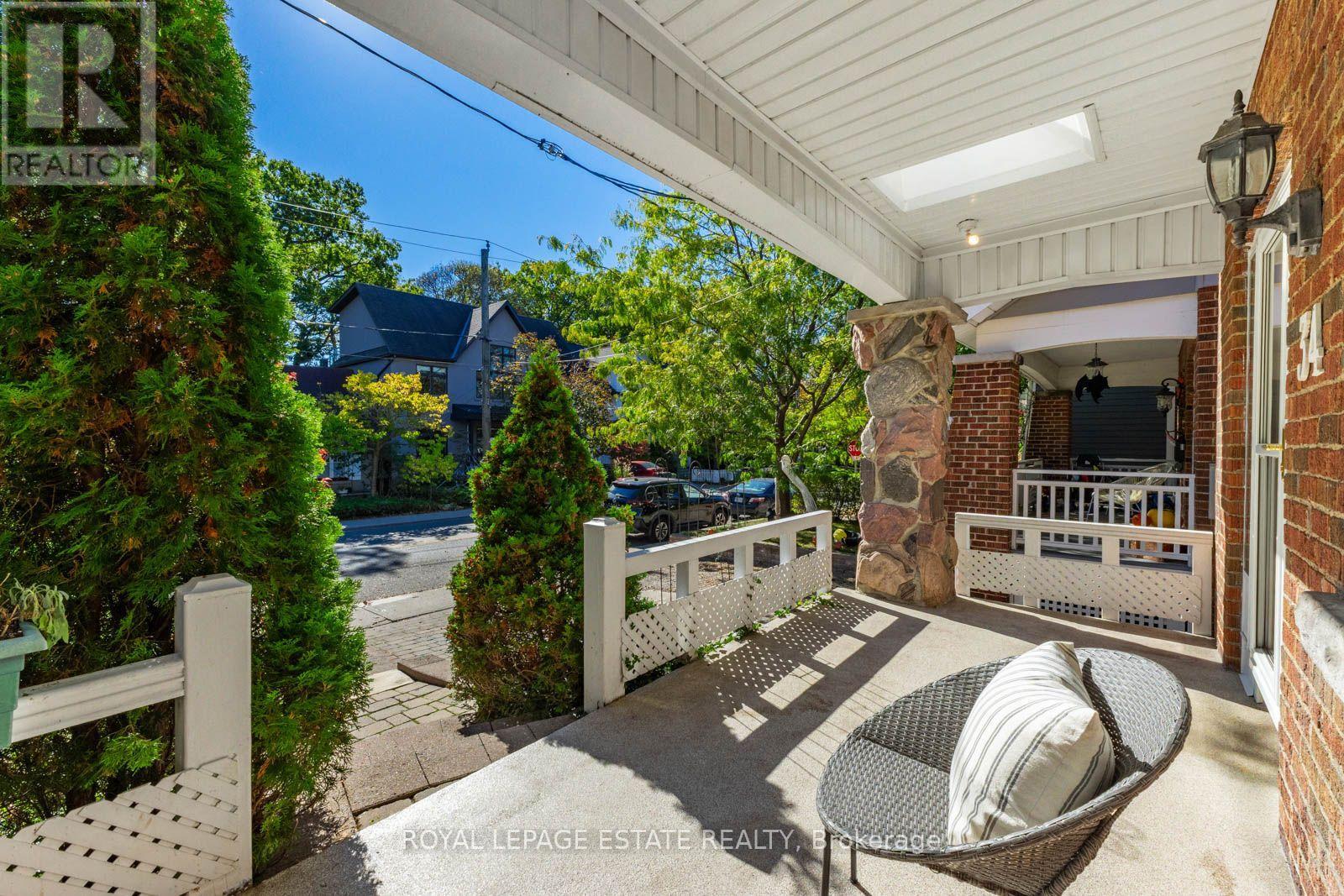 34 Bracken Avenue, Toronto, ON photo 5