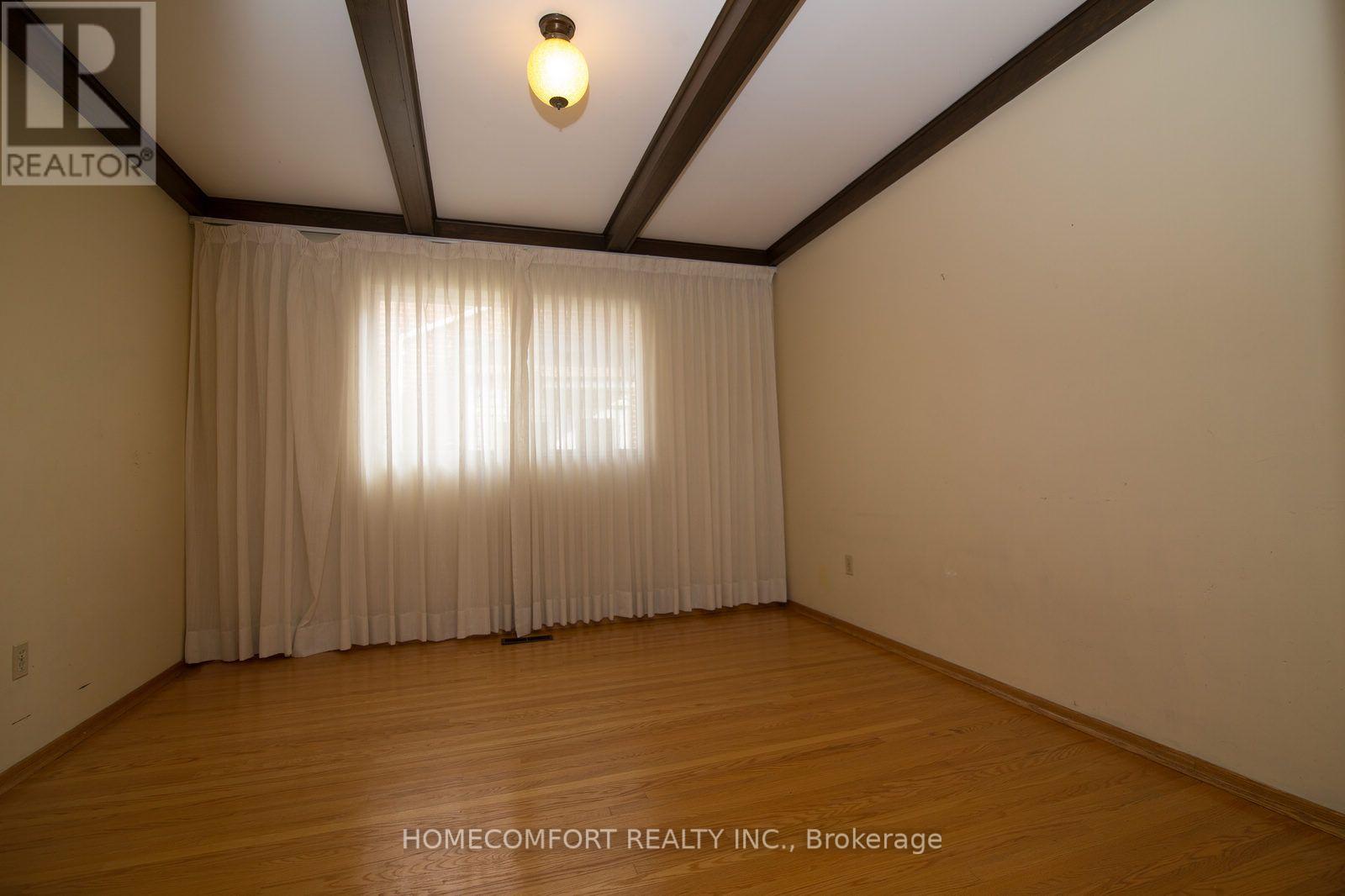 42 Pinemeadow Boulevard, Toronto, ON photo 10