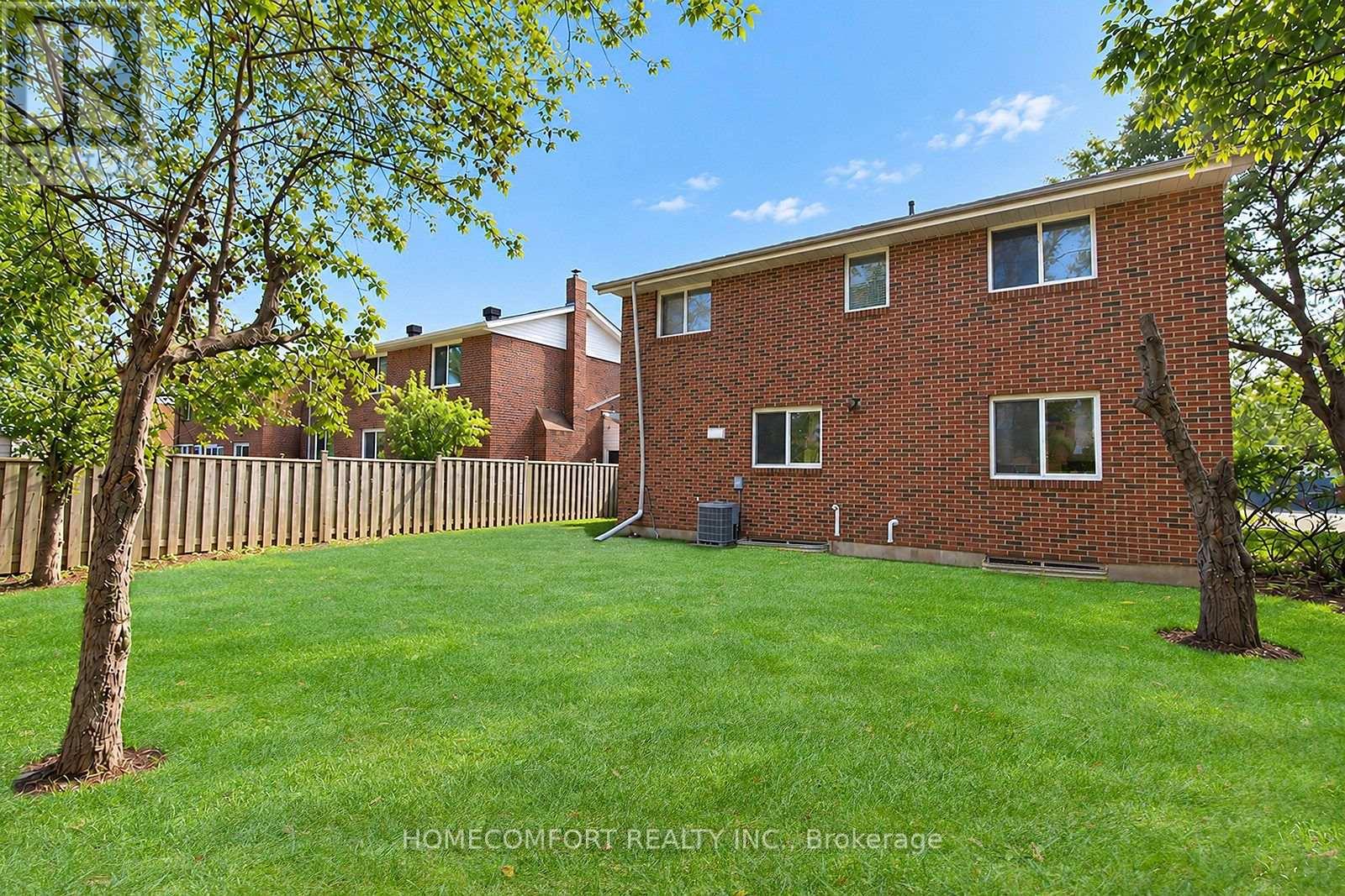 42 Pinemeadow Boulevard, Toronto, ON photo 20