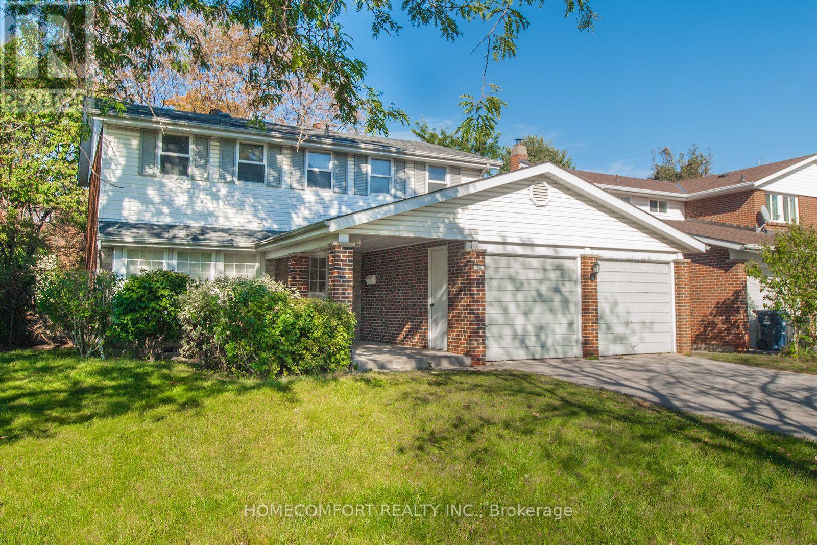 42 Pinemeadow Boulevard, Toronto, ON photo 4
