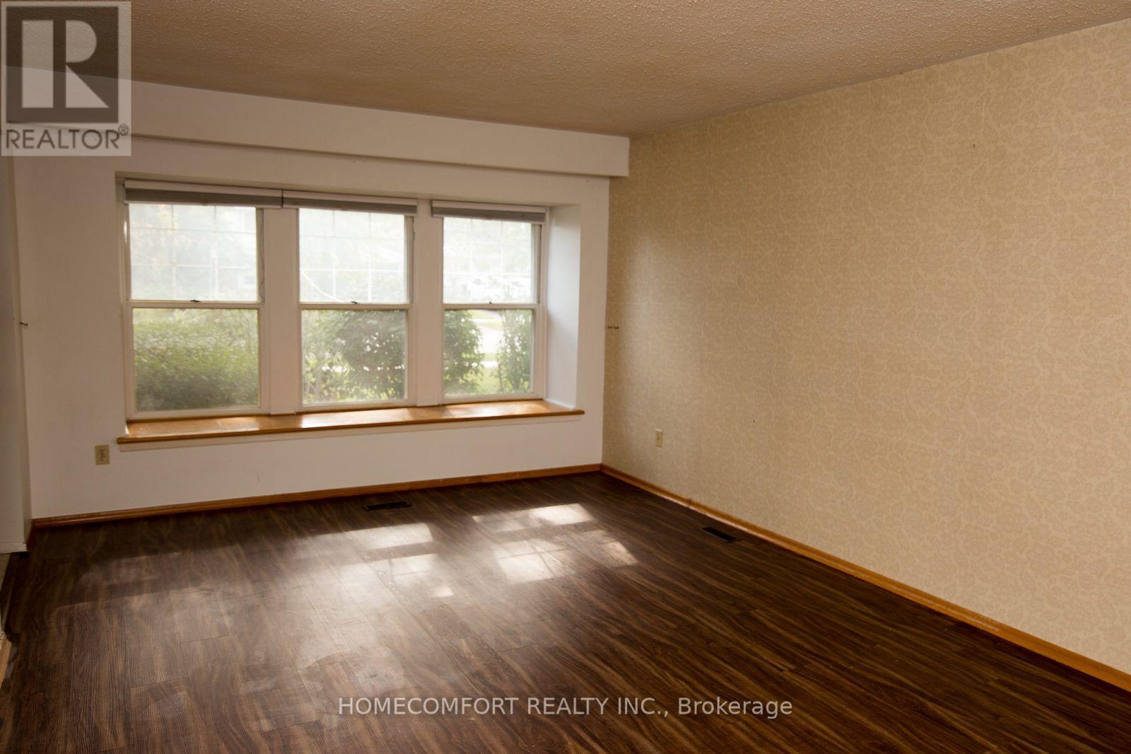 42 Pinemeadow Boulevard, Toronto, ON photo 9