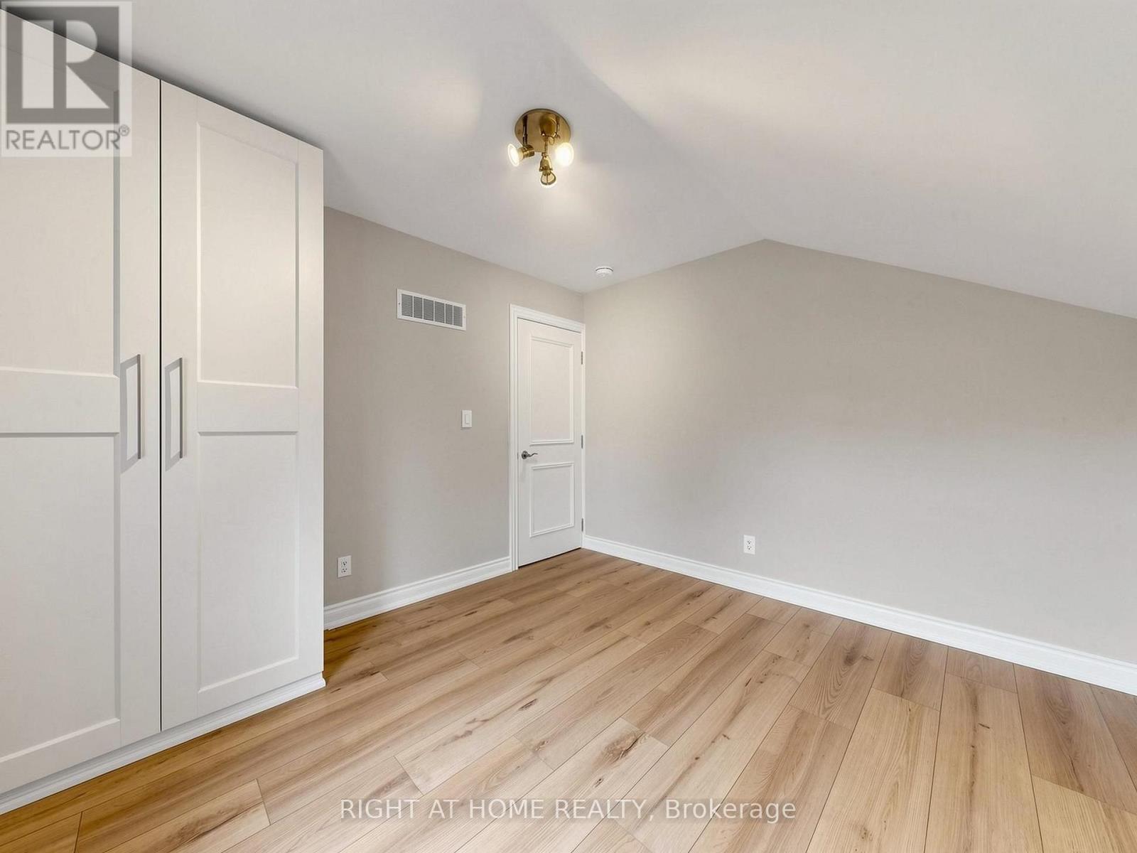 97 Park Road North, Oshawa, ON photo 22