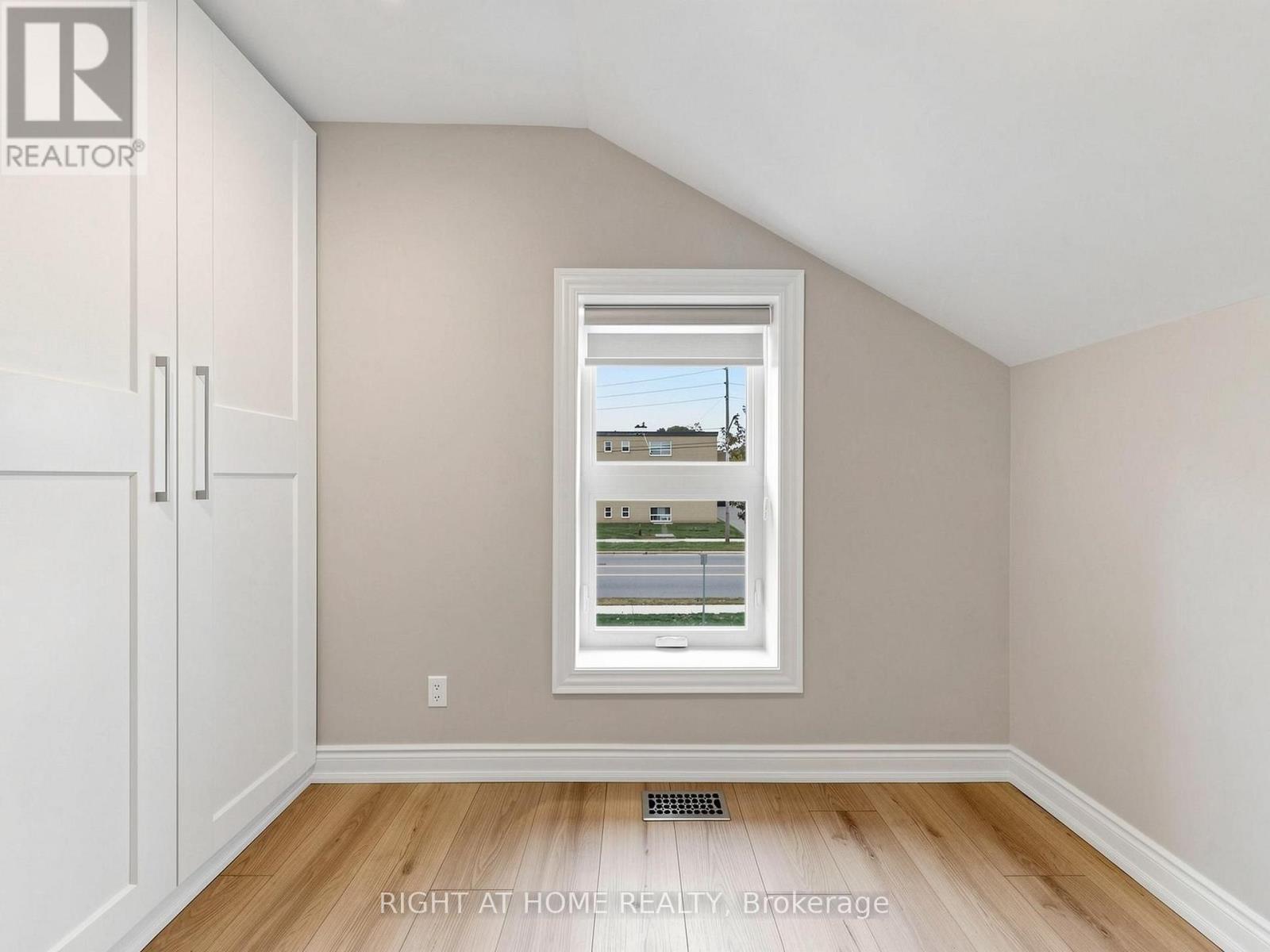 97 Park Road North, Oshawa, ON photo 24