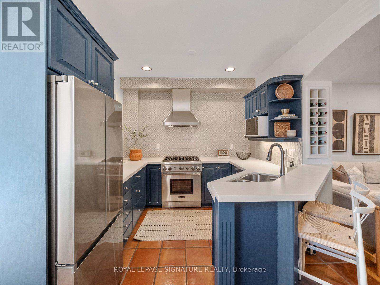 4 Orchard Park Boulevard, Toronto, ON photo 11
