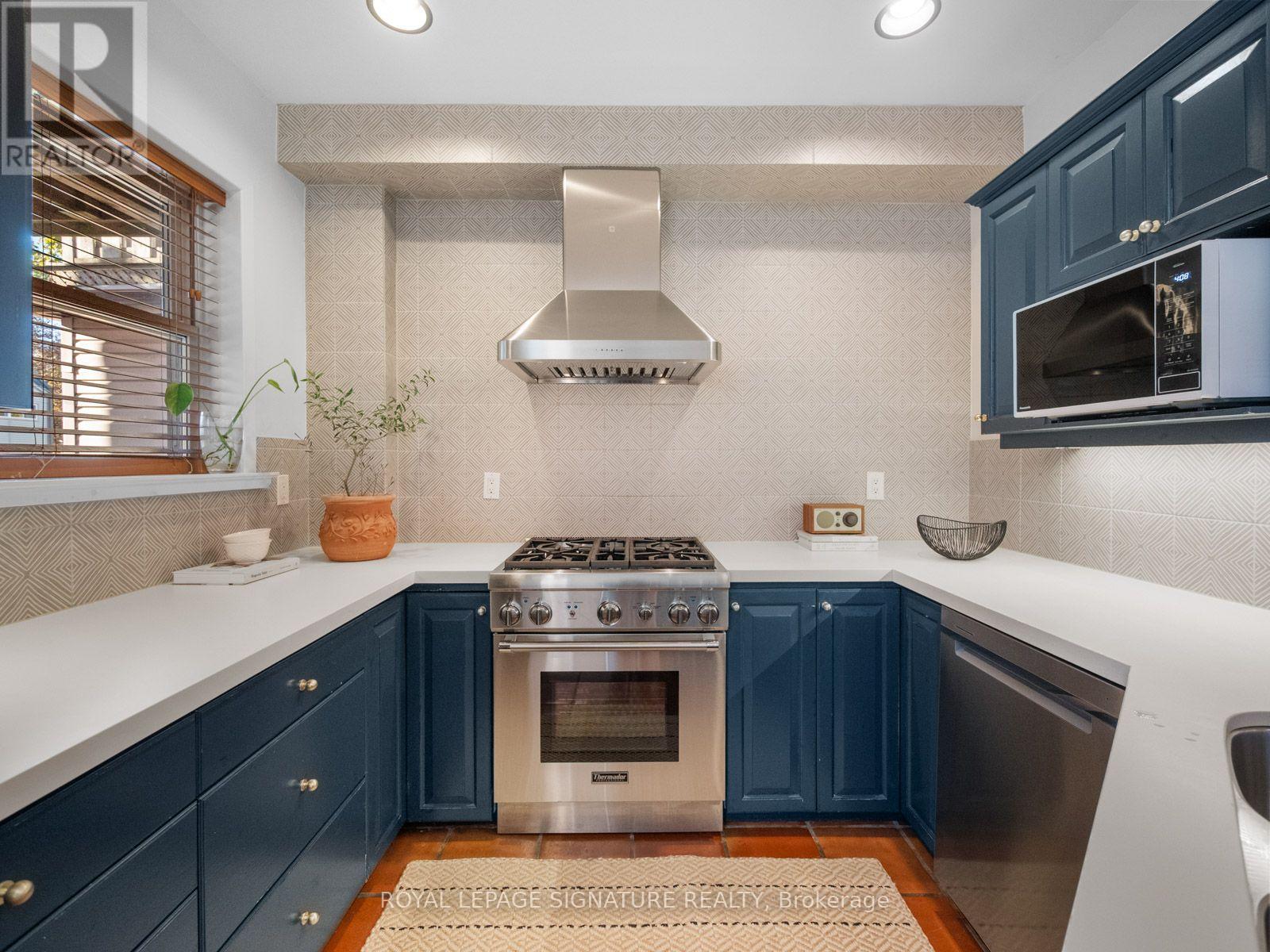 4 Orchard Park Boulevard, Toronto, ON photo 12