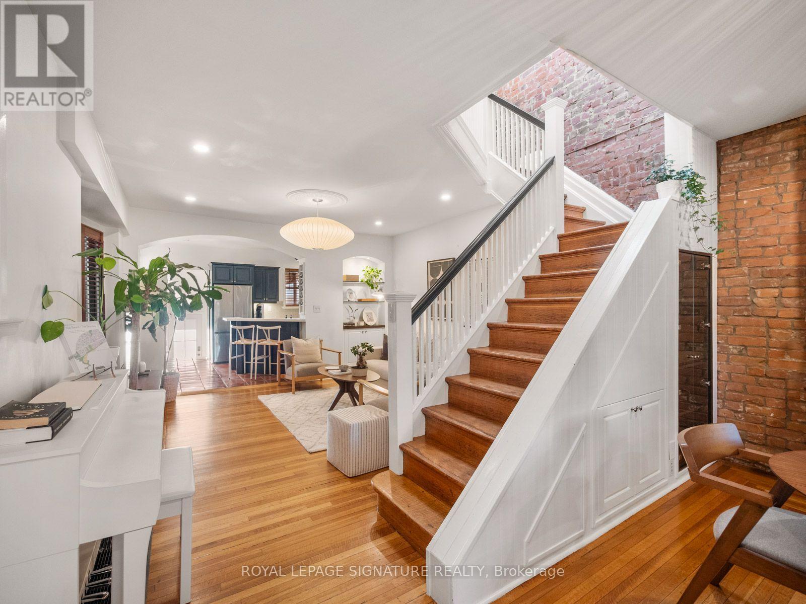 4 Orchard Park Boulevard, Toronto, ON photo 16