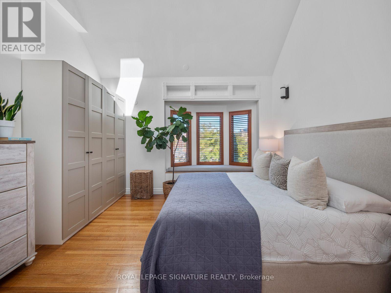 4 Orchard Park Boulevard, Toronto, ON photo 18