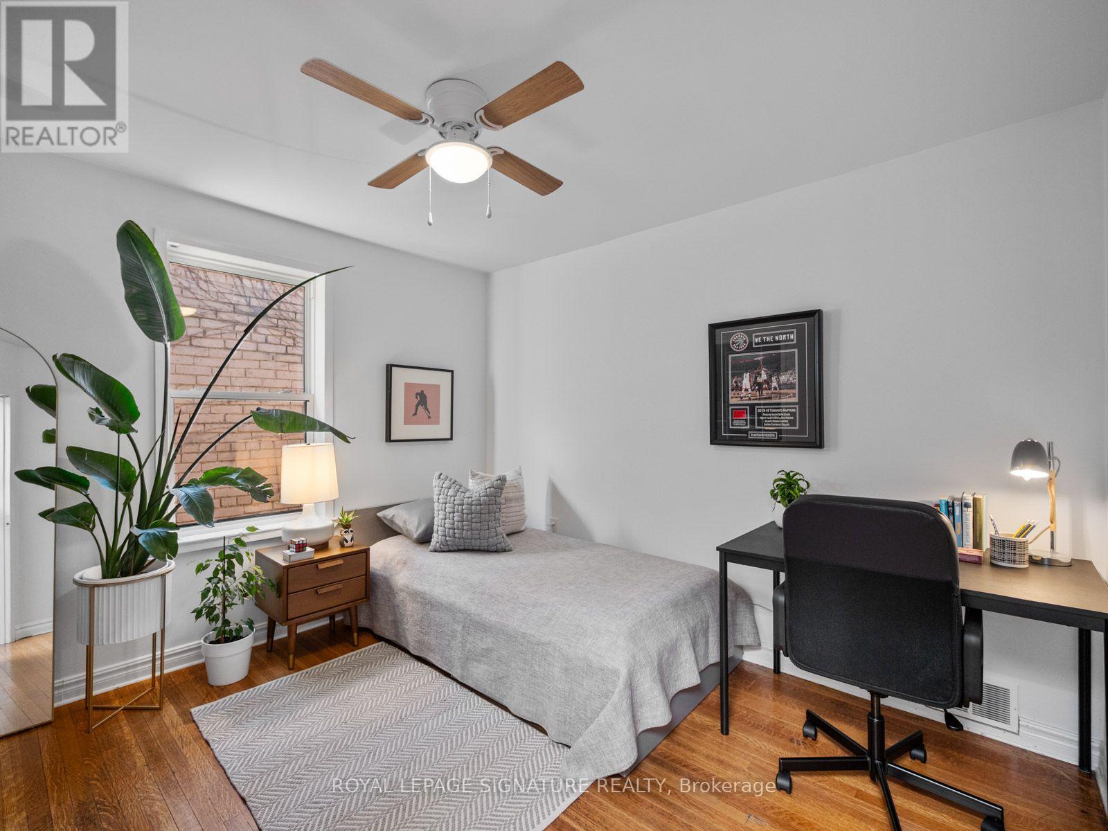 4 Orchard Park Boulevard, Toronto, ON photo 20