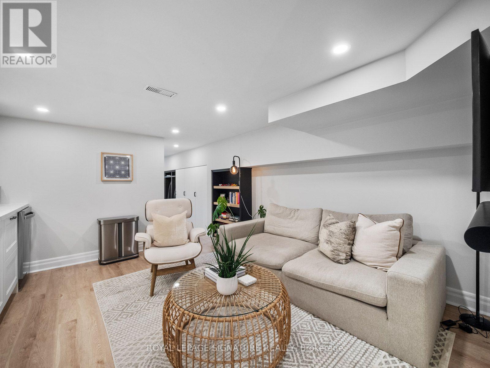 4 Orchard Park Boulevard, Toronto, ON photo 30