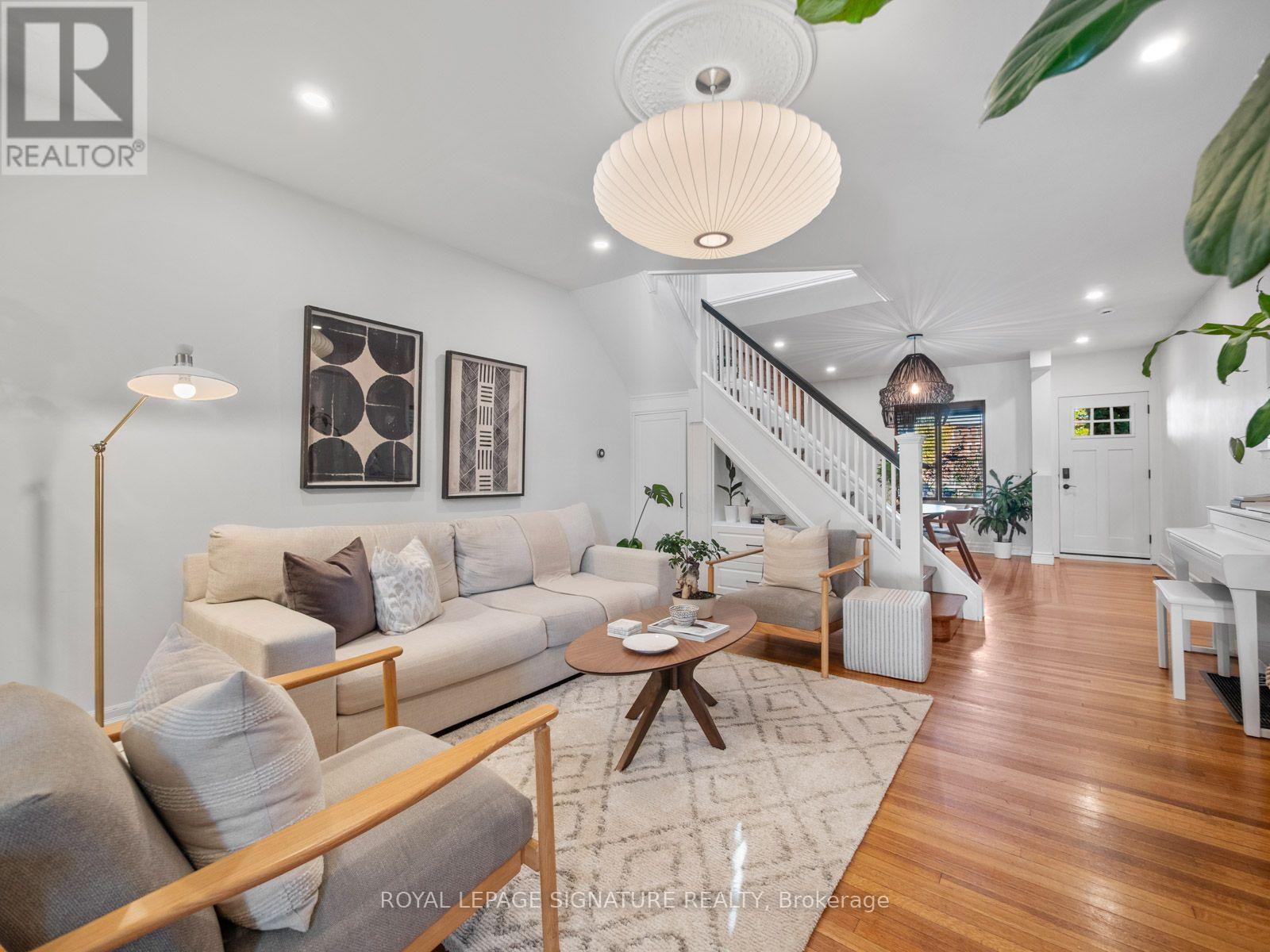 4 Orchard Park Boulevard, Toronto, ON photo 7