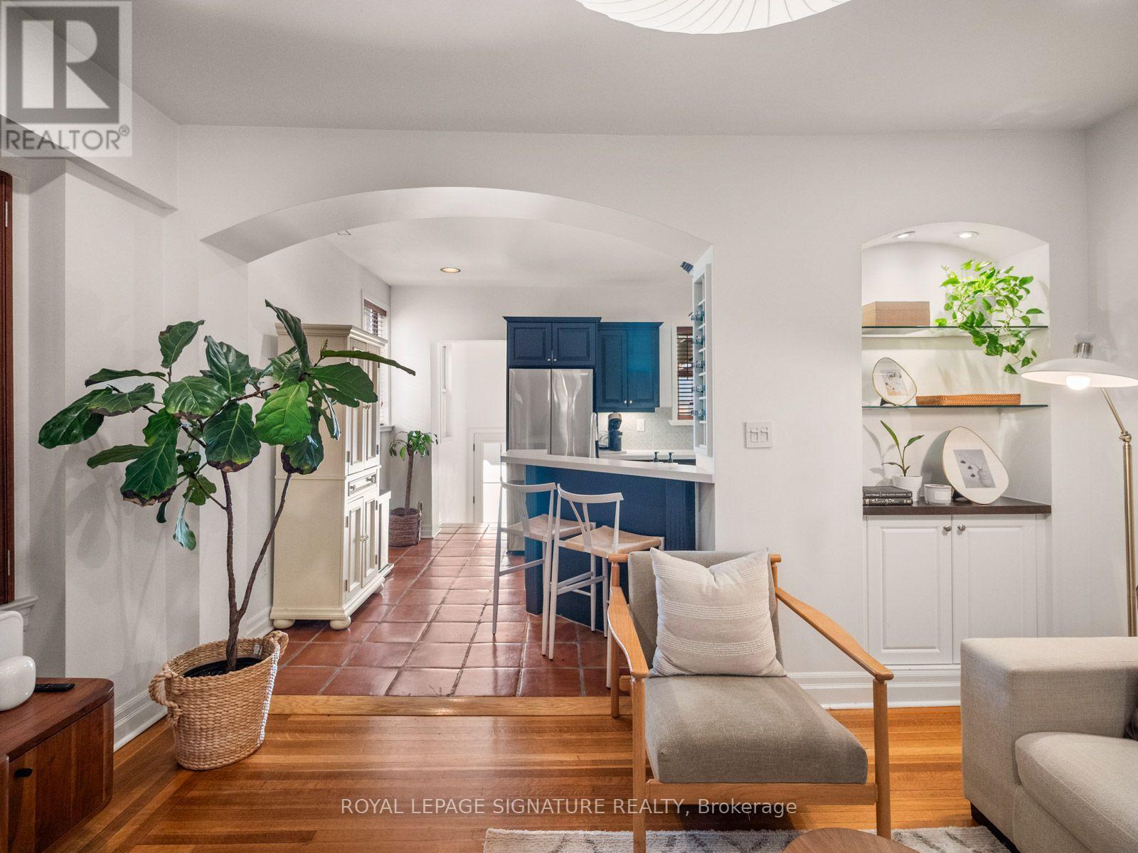 4 Orchard Park Boulevard, Toronto, ON photo 9