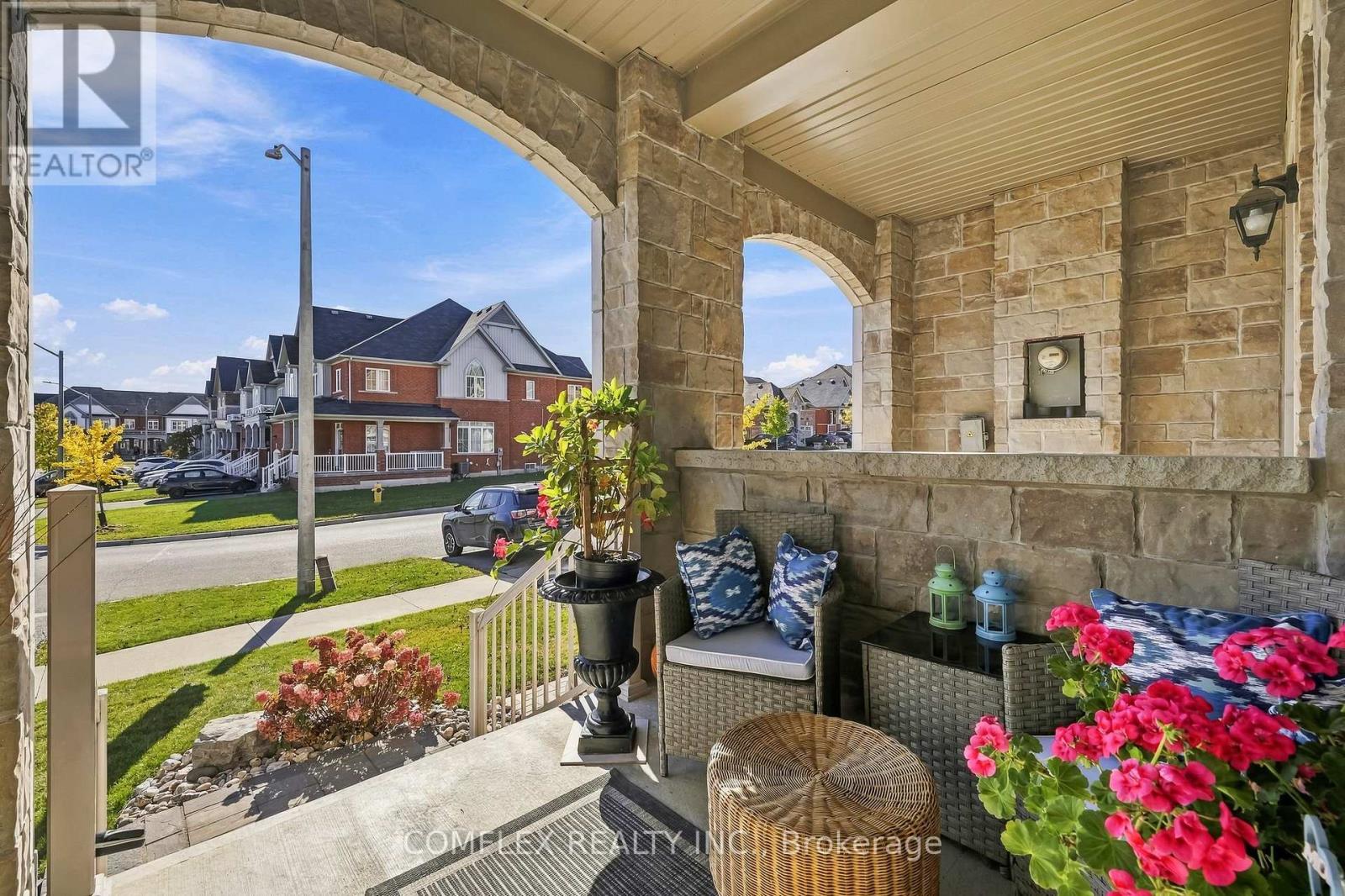 61 Lyle Drive, Clarington, ON photo 6