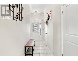 61 Lyle Drive, Clarington, ON L1C0V8 Photo 9