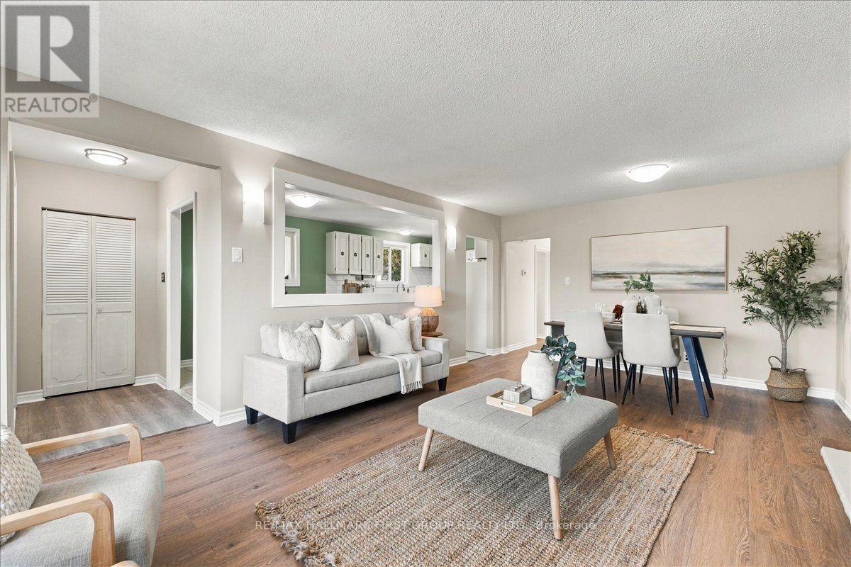 867 Chapleau Drive, Pickering, ON photo 5