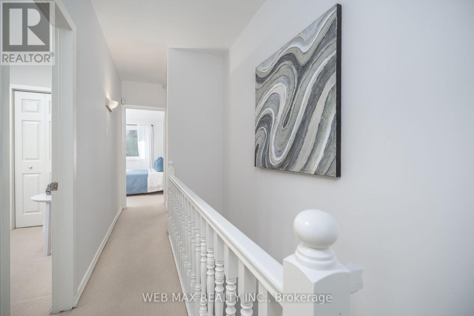 32 Aldergrove Avenue, Toronto, ON photo 16
