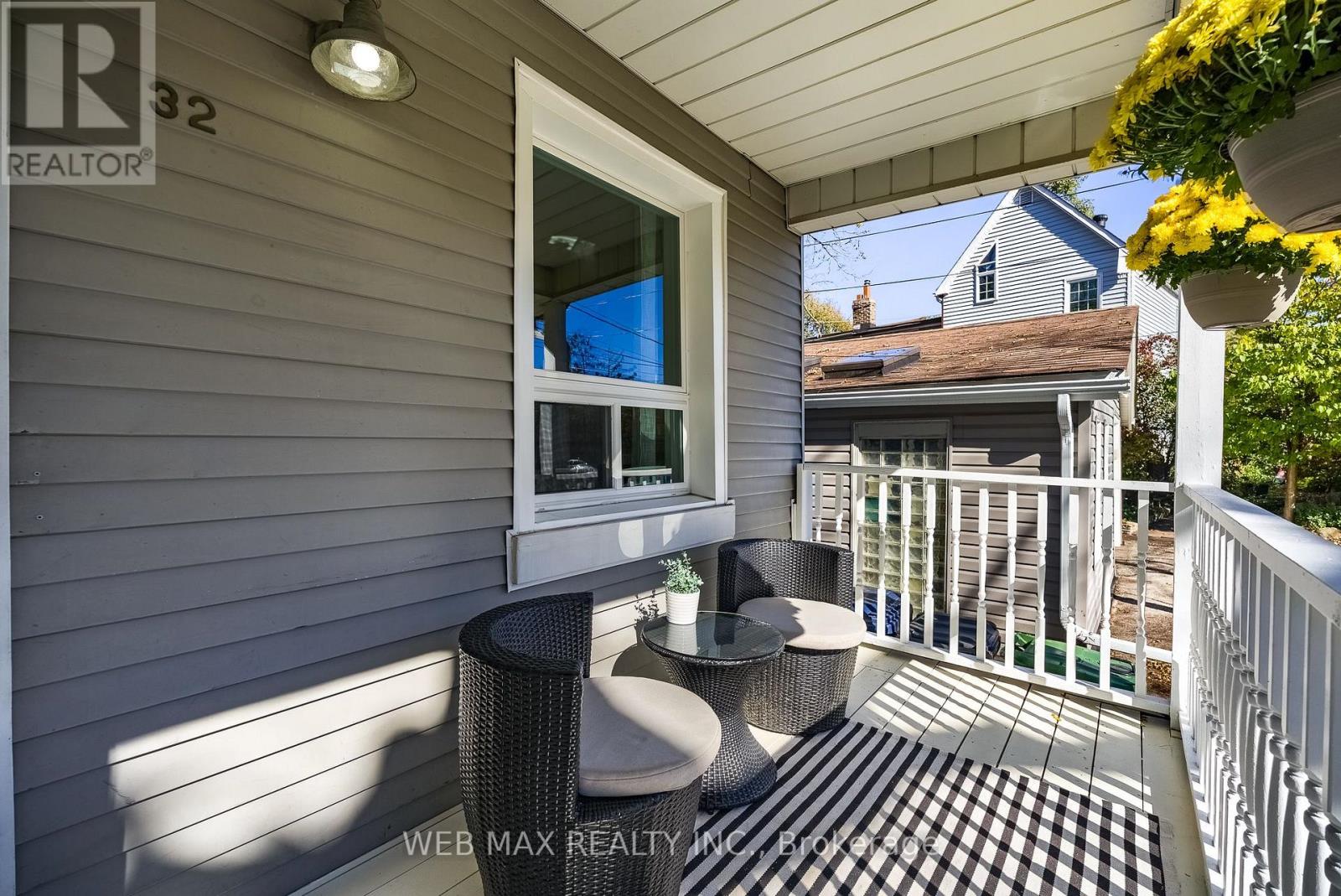 32 ALDERGROVE AVENUE - 2