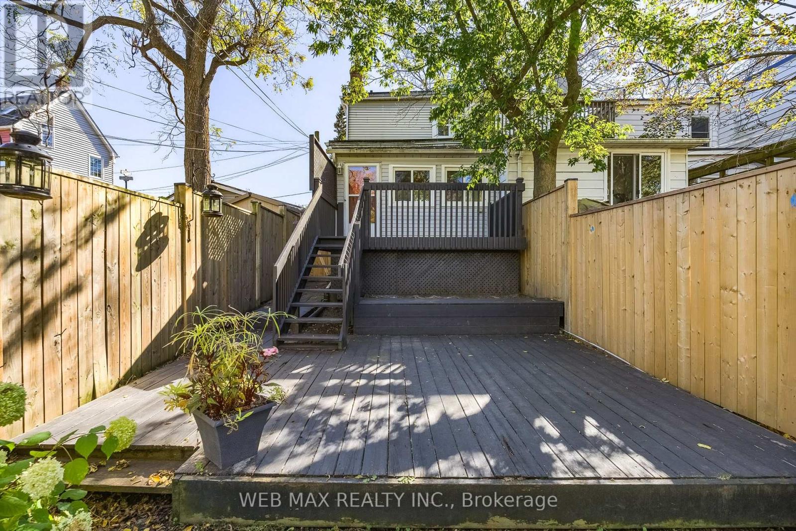 32 Aldergrove Avenue, Toronto, ON photo 27
