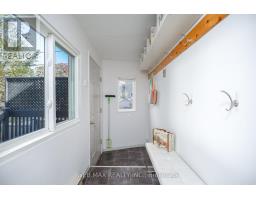 32 Aldergrove Avenue, Toronto, ON M4C1B2 Photo 13