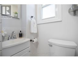 32 Aldergrove Avenue, Toronto, ON M4C1B2 Photo 21