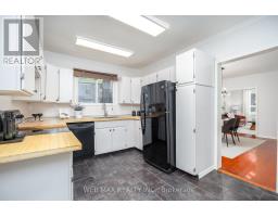 32 Aldergrove Avenue, Toronto, ON M4C1B2 Photo 8
