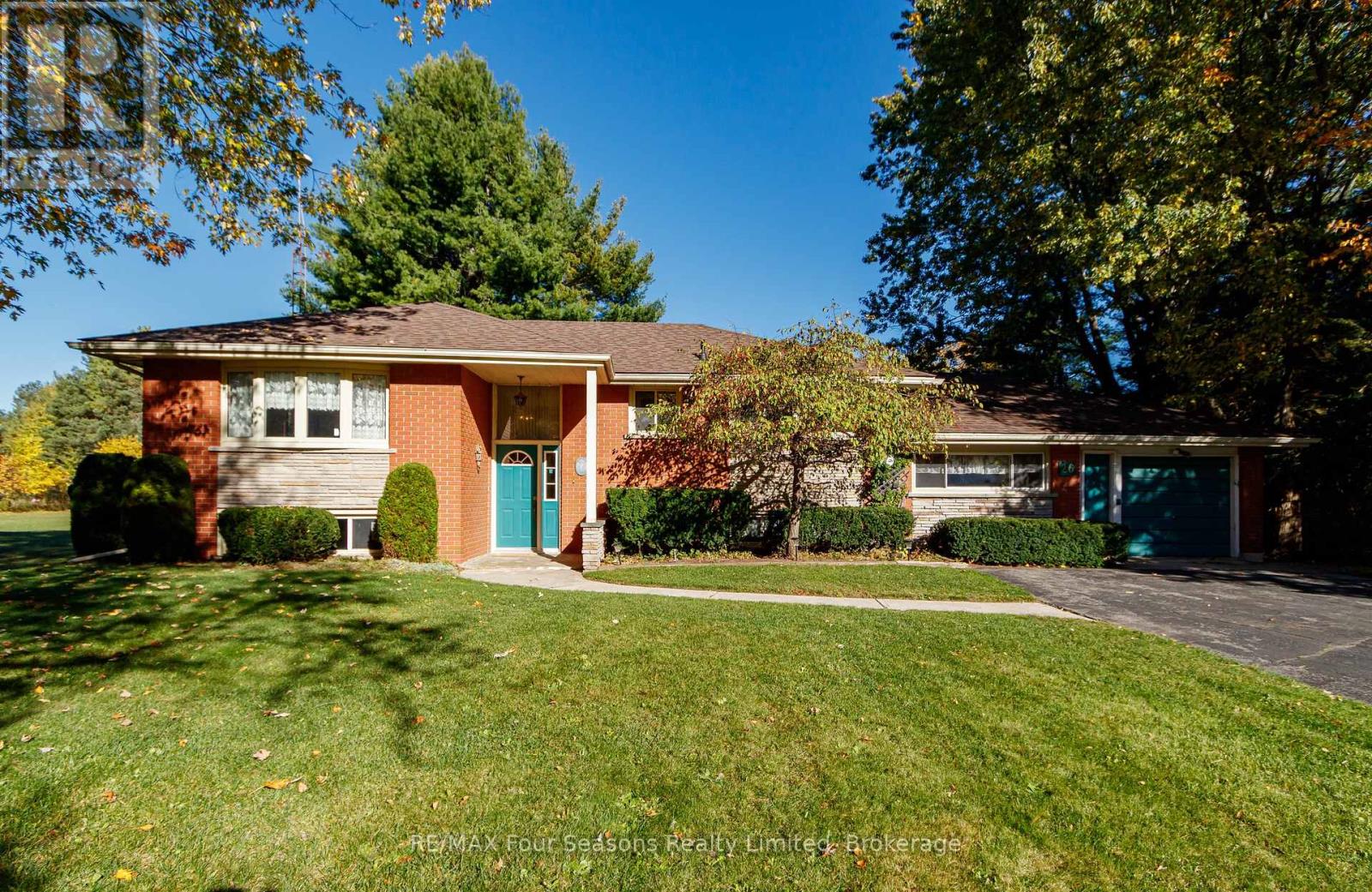 26 LOCKE AVENUE, Clearview (Stayner) — photo 3