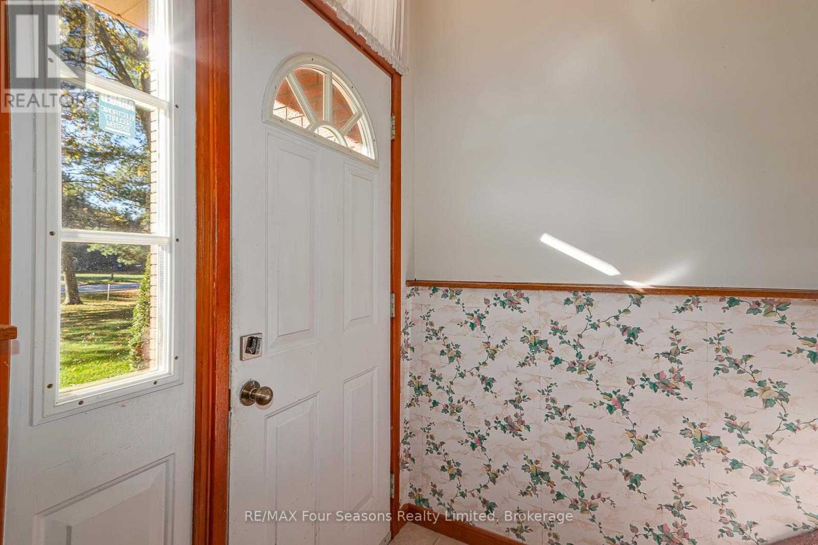 26 LOCKE AVENUE, Clearview (Stayner) — photo 8