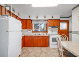 26 Locke Avenue, Clearview, ON L0M1S0 Photo 12