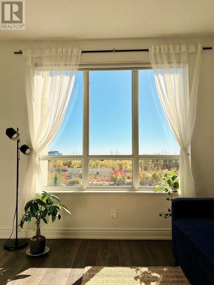 611 - 38 CEDARLAND DR DRIVE, Markham (Unionville) — photo 2