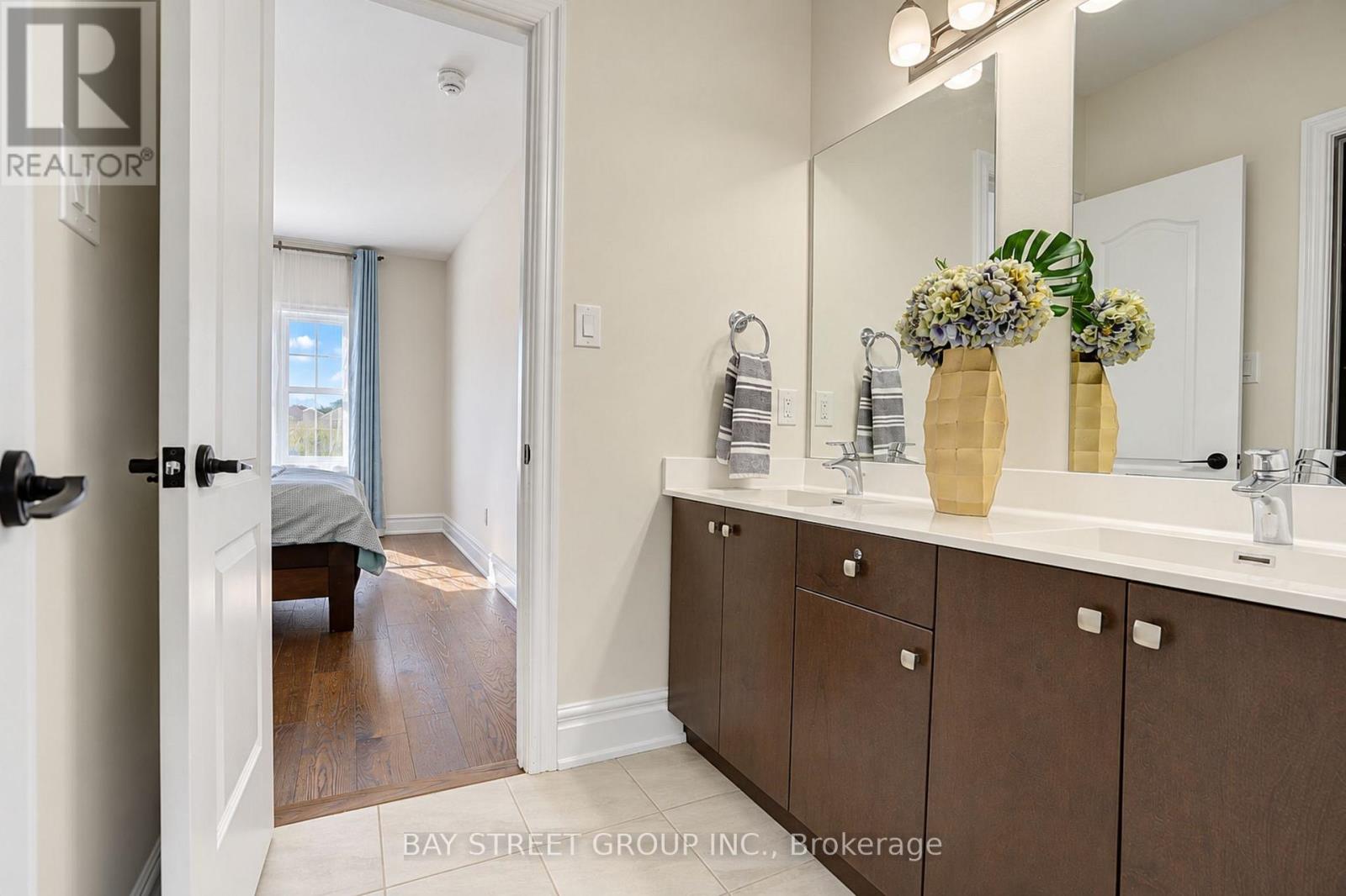 11 Leary Crescent, Richmond Hill, ON photo 39