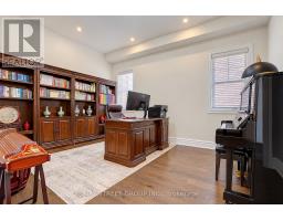 11 Leary Crescent, Richmond Hill, ON L4S0G7 Photo 11
