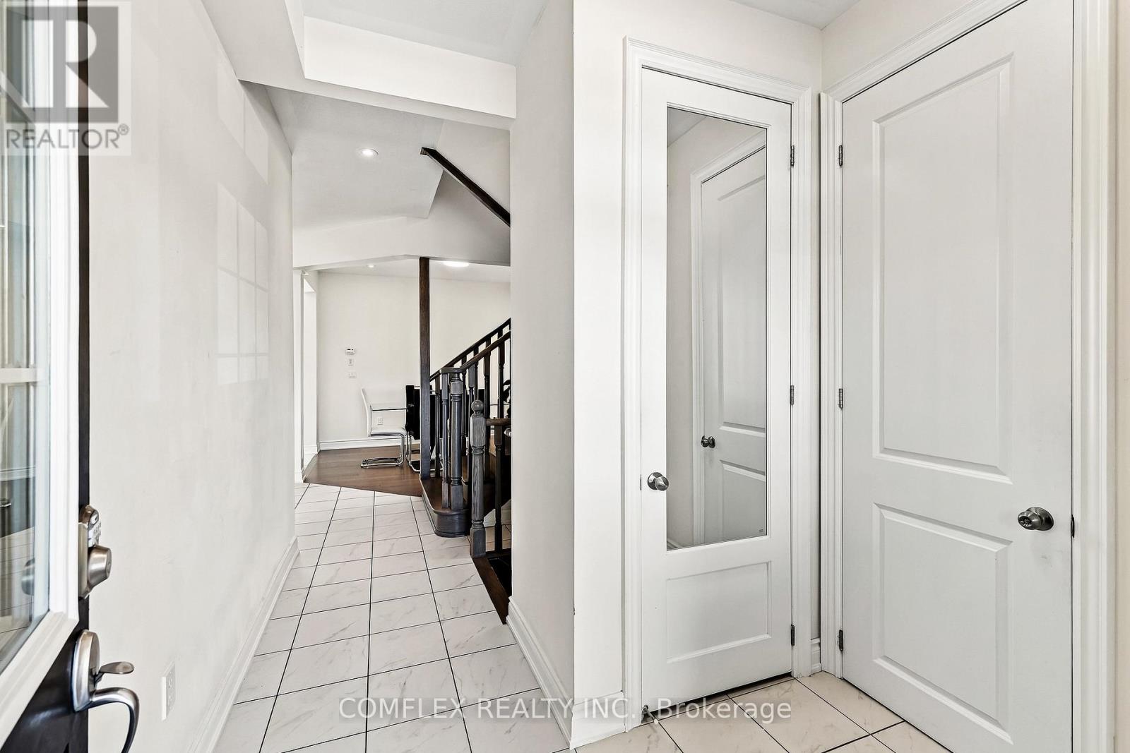 109 CLIFF THOMPSON COURT, Georgina (Keswick North) — photo 6