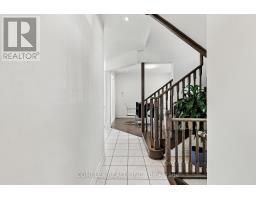 109 Cliff Thompson Court, Georgina, ON L0E1R0 Photo 8