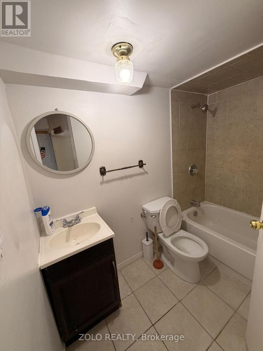 61 LONGFORD DRIVE, Newmarket (Bristol-London) — photo 7