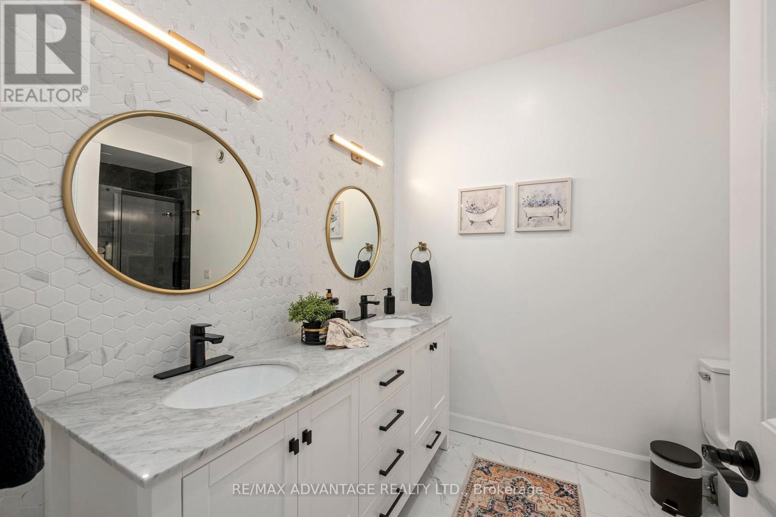 290 WALNUT STREET - 20