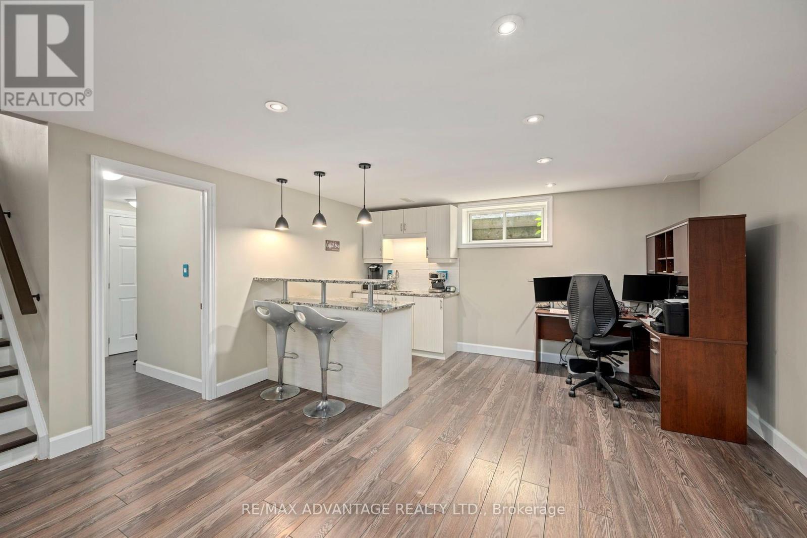 290 WALNUT STREET - 26