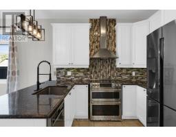 Mud room - 80 Monarchy Street, Barrie, ON L4M0E3 Photo 7