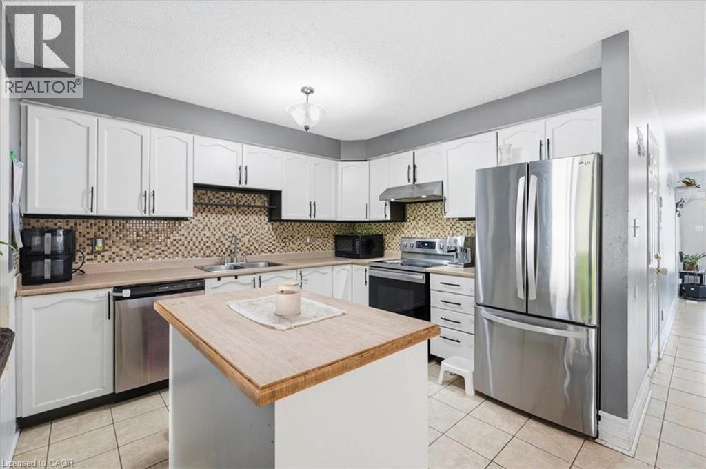 171 SIMS ESTATE Drive, Kitchener — photo 4