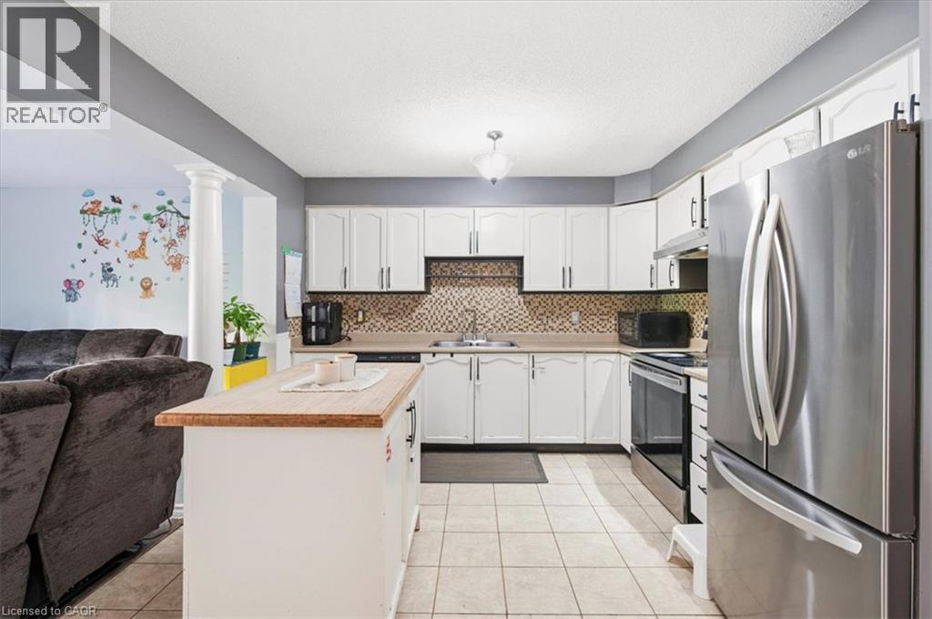 171 SIMS ESTATE Drive, Kitchener — photo 5