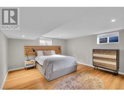 1321 Rustic Drive, Ottawa, ON K2C2Y3 Photo 12