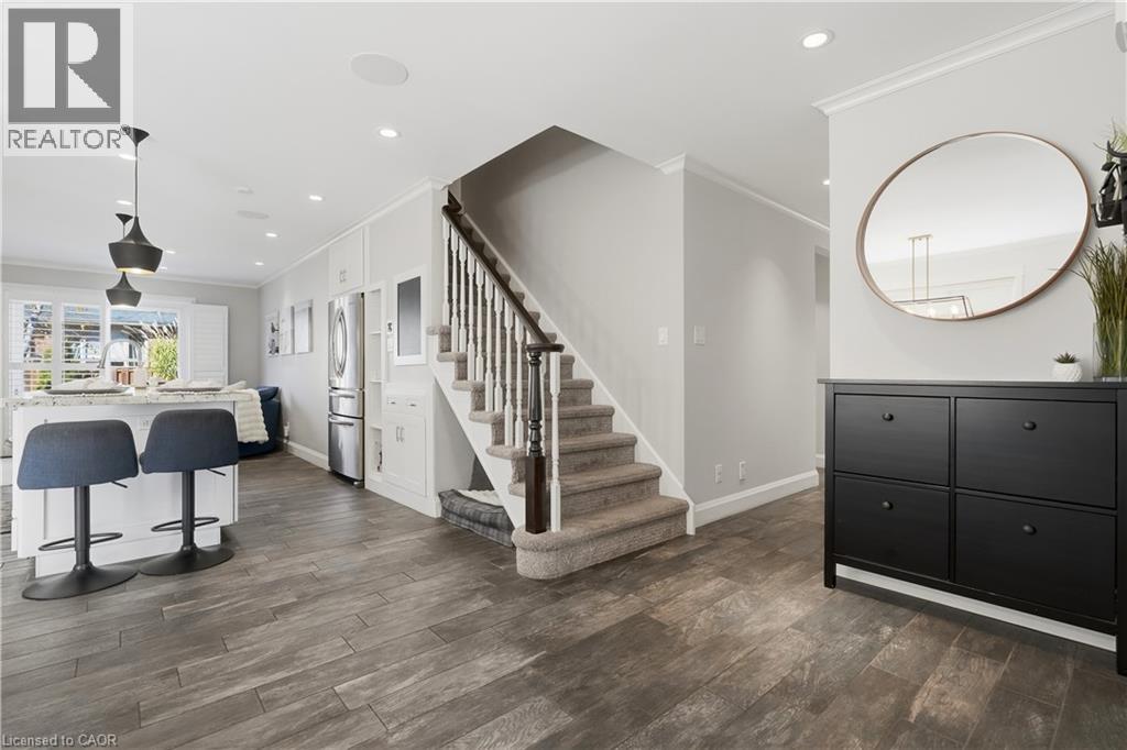 7 ROCKHAVEN Lane, Waterdown — photo 10