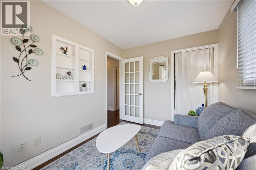 301 MARTINDALE Crescent - 18